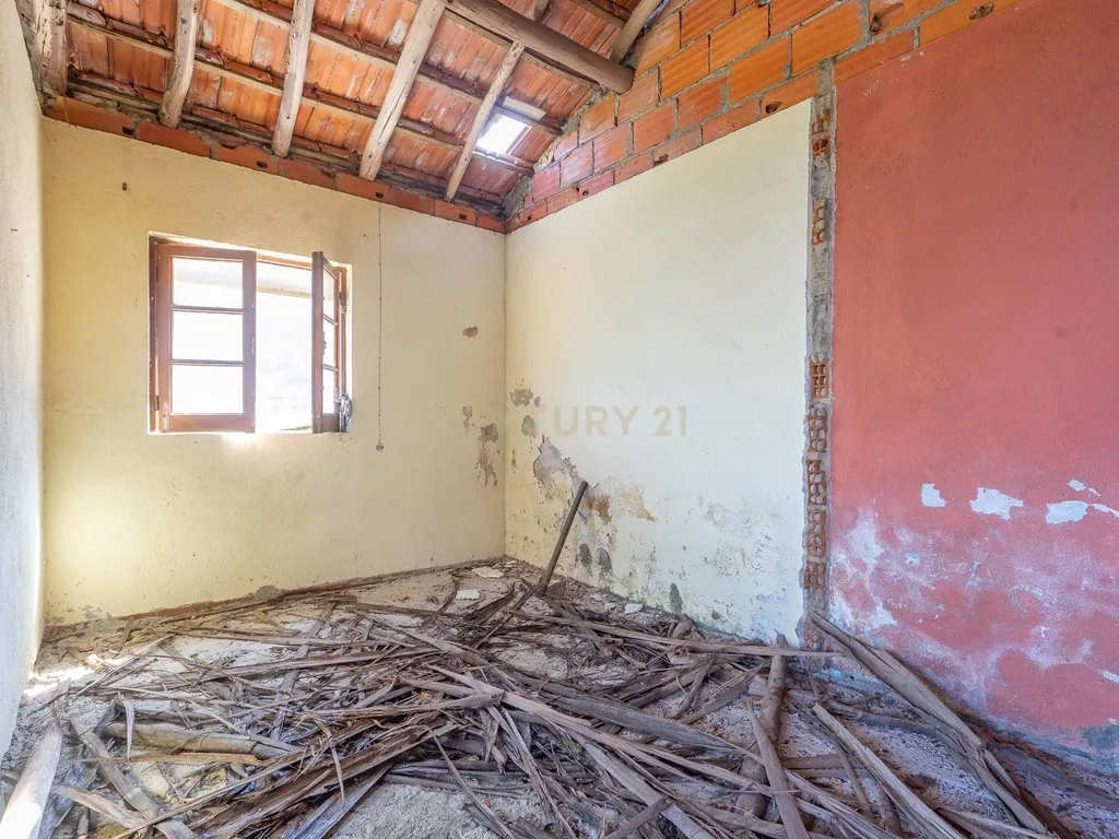 Moradia T1, para Reconstruir, Vila Nova, Miranda do Corvo - Image 12