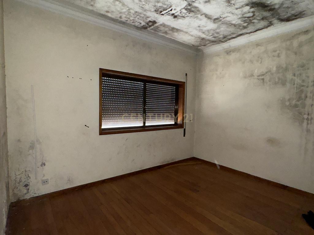 Prédio com 2 Apartamentos T3 e Armazém em Rebordosa | Potencial de Investimento - Image 14