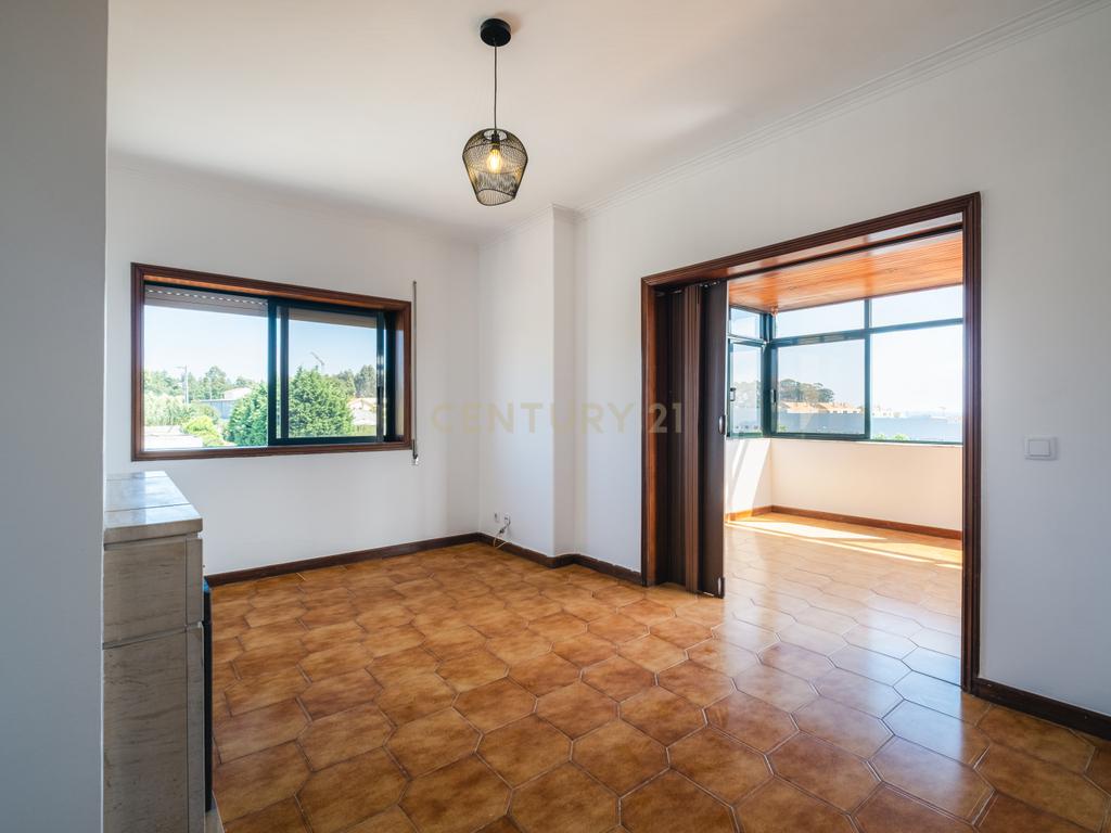 Apartamento T3 com Terraço, Vista Mar e Garagem Box em Arcozelo – Vila Nova de Gaia - Image 13