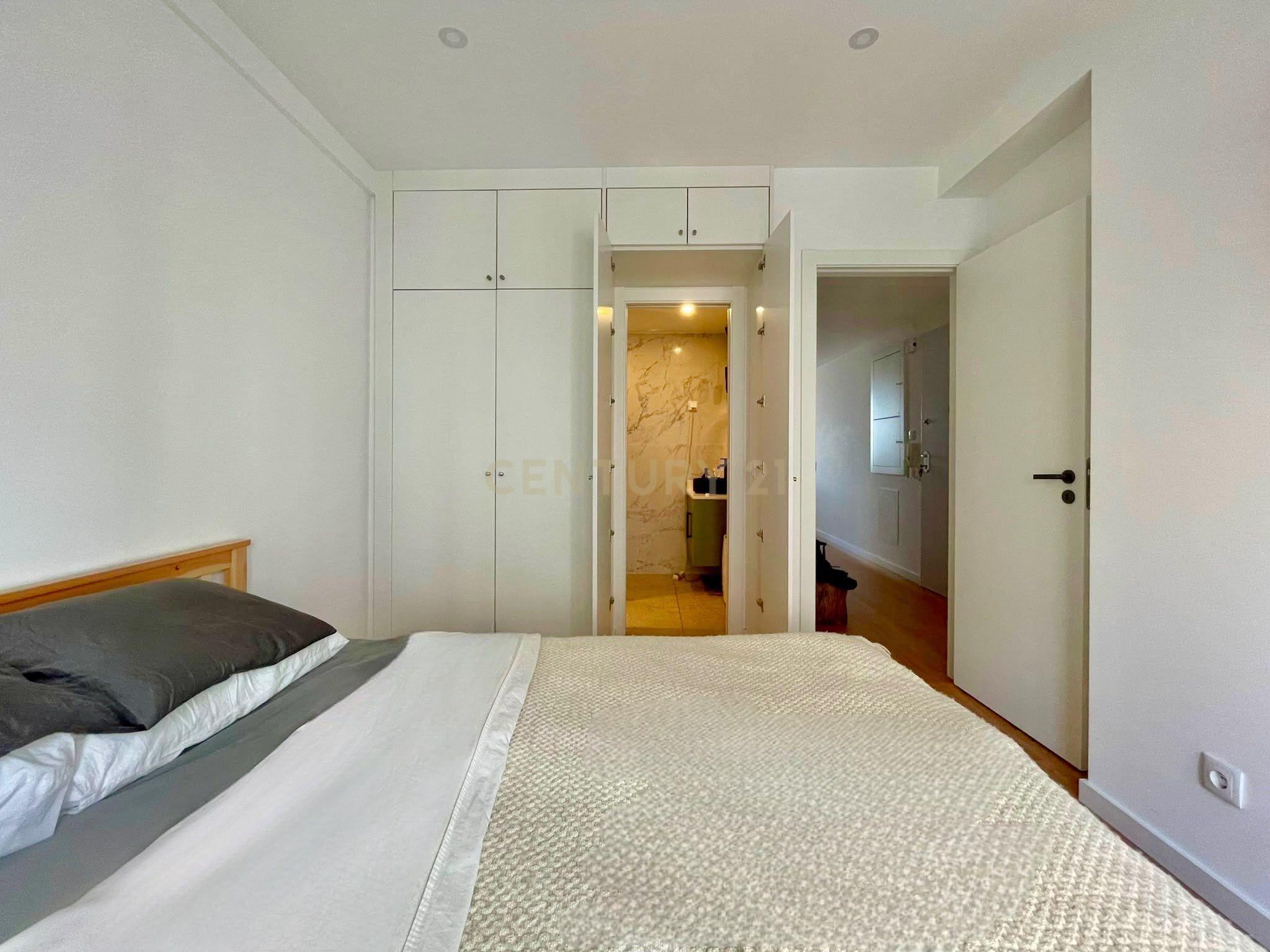Fotografia 6 de Apartamento T2 com Varanda em Localização Privilegiada