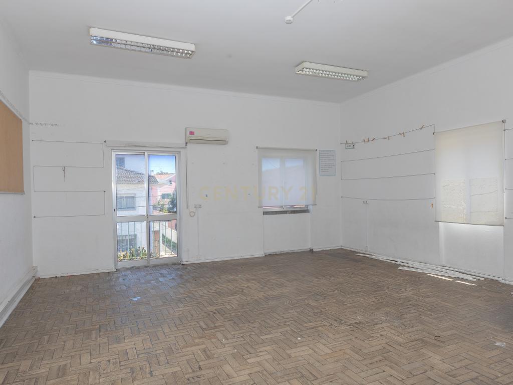Moradia para venda | 500m² construídos | 1.060m² Terreno | Alapraia | São João do Estoril | Cascais - Image 23