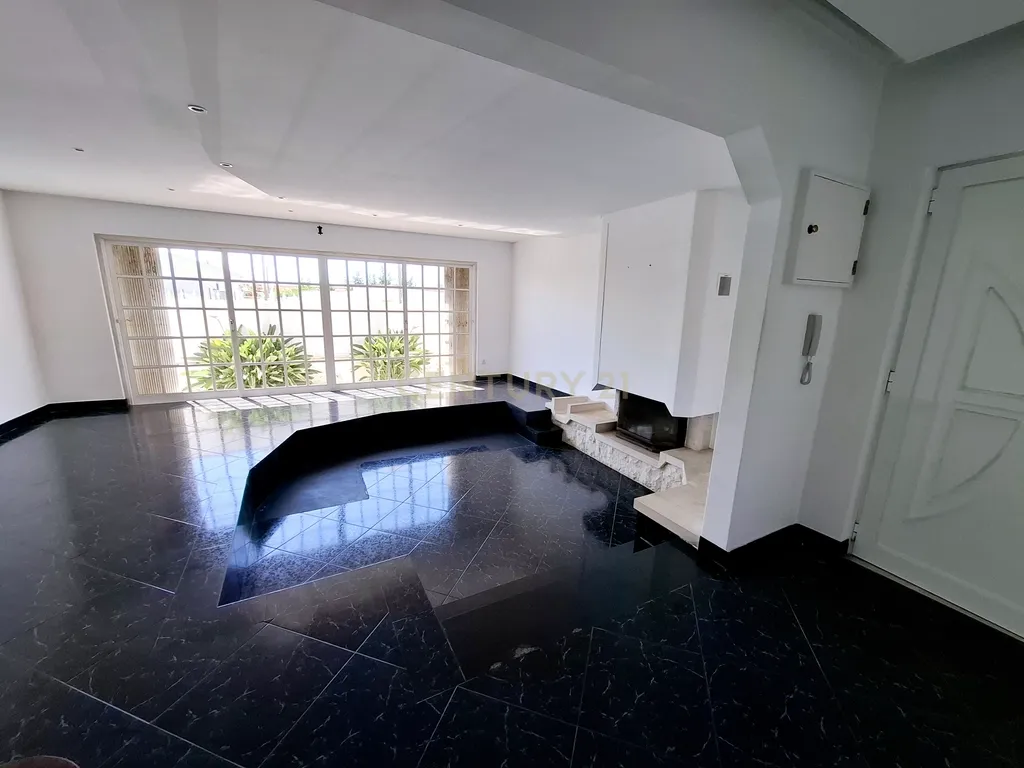 Excelente moradia T3 em Bicesse - Image 2