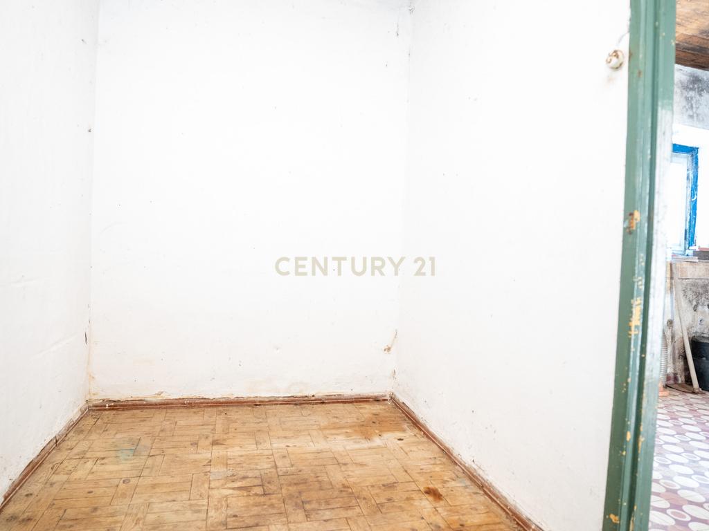 Casa para Recuperação em Cartaxo com Vista Panorâmica - Image 18
