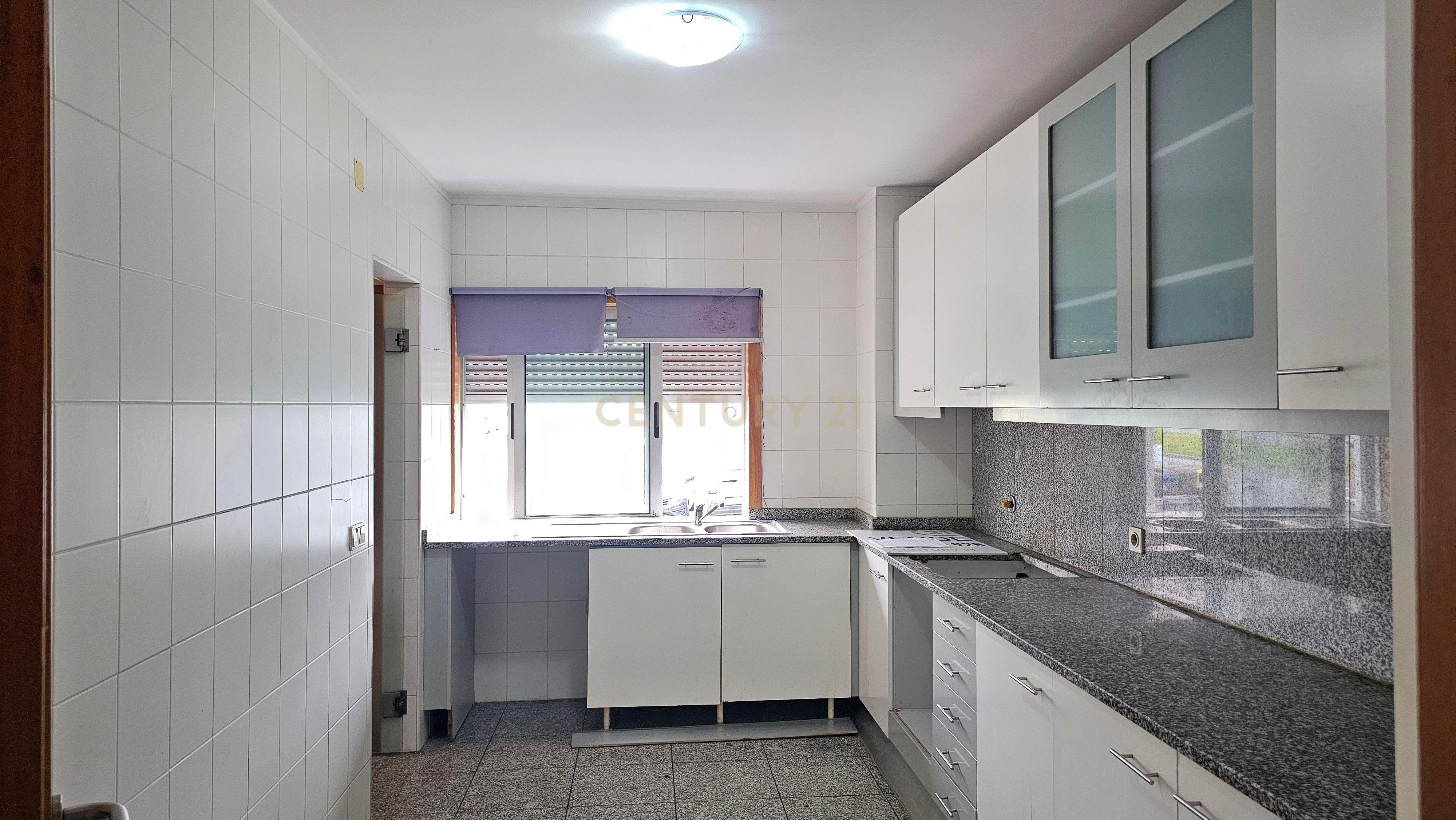 Apartamento T4 Leça do Balio, Matosinhos - Image 2