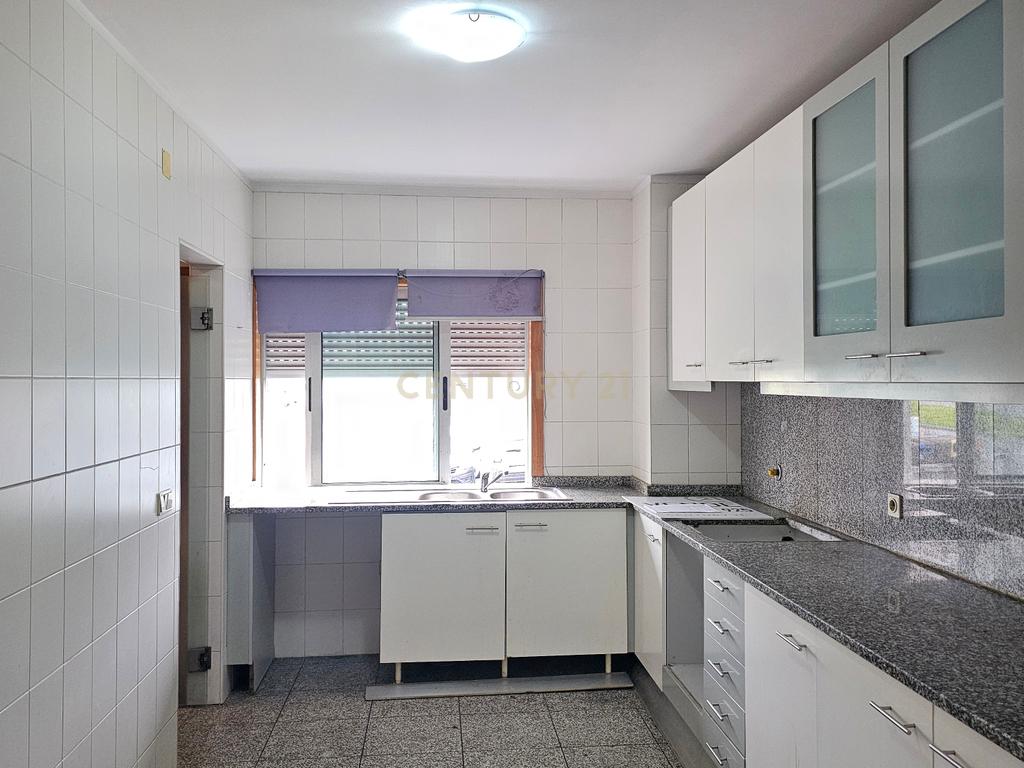 Apartamento T4 Leça do Balio, Matosinhos - Image 2