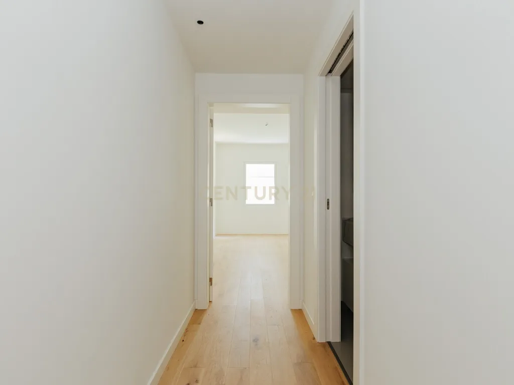 Apartamento T2 Novo a estrear em Areeiro - Image 14