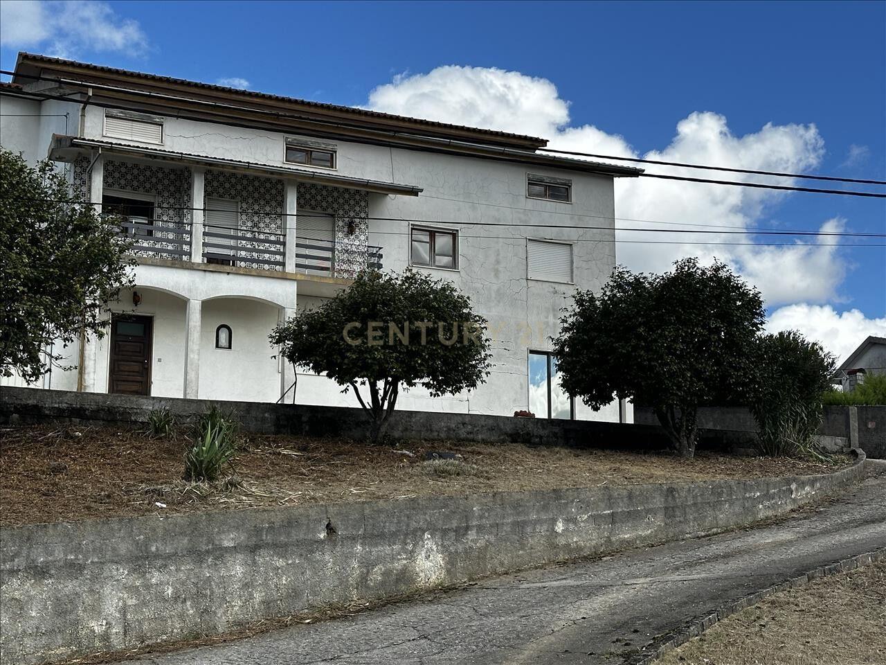 Fotografia 3 de Venda de Casa Independente em Estrada Nacional 17 Nº 94 Nogueira do Cravo (Oliveira do Hospital)