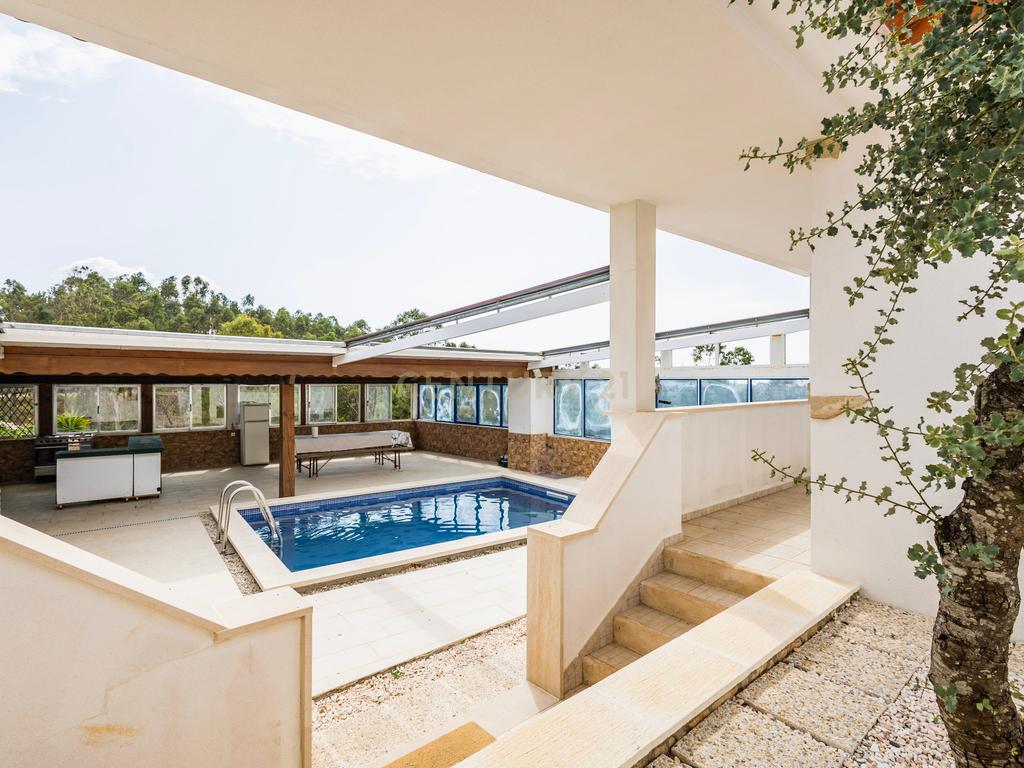 Moradia T3 com Piscina e Vistas para a Natureza – Chainça | Leiria - Image 17