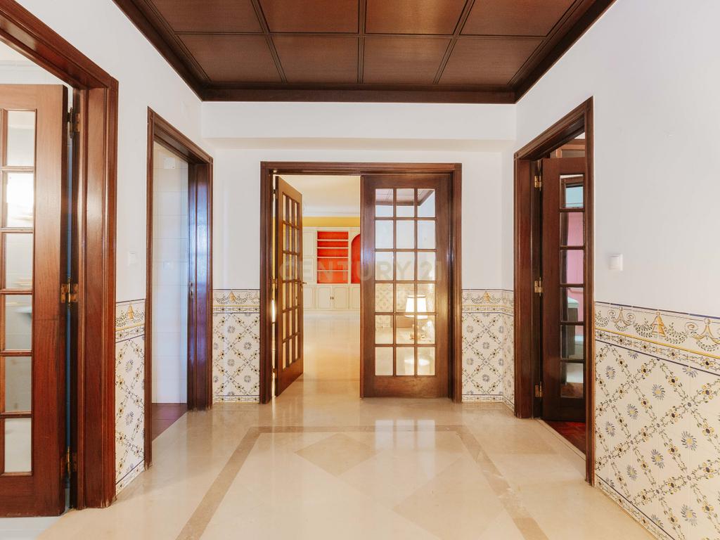 Apartamento T3 - Restelo Lisboa - Image 2