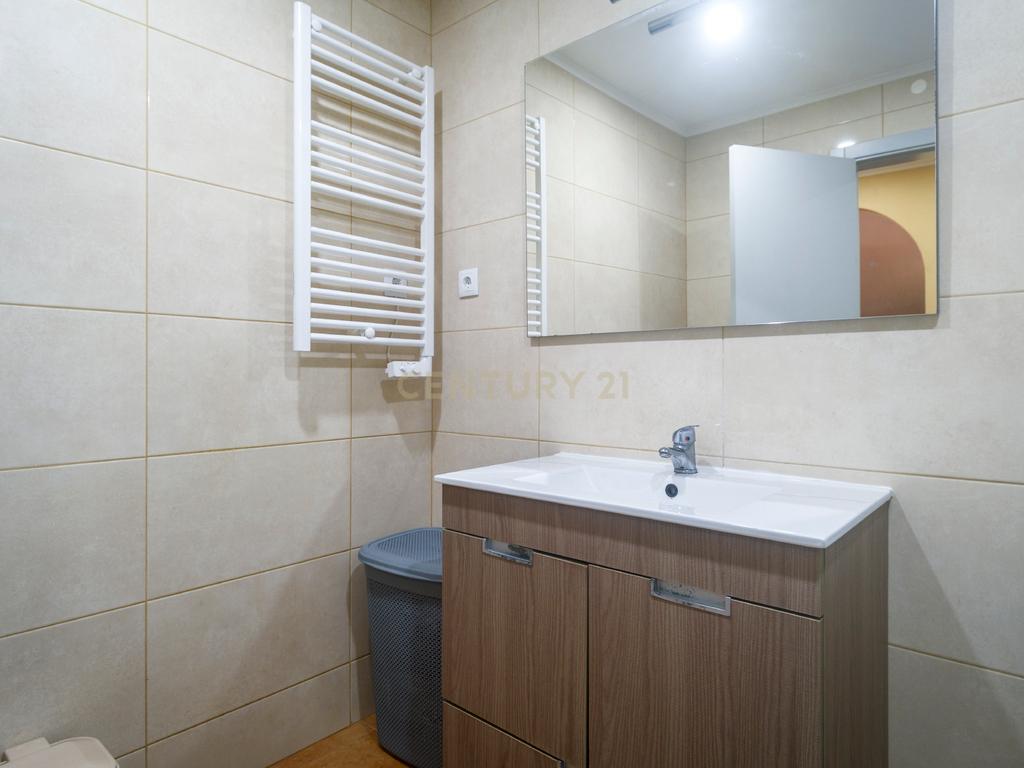 Moradia T2+1 em Quarteira - Loulé - Conforto e Localização Privilegiada - Image 12