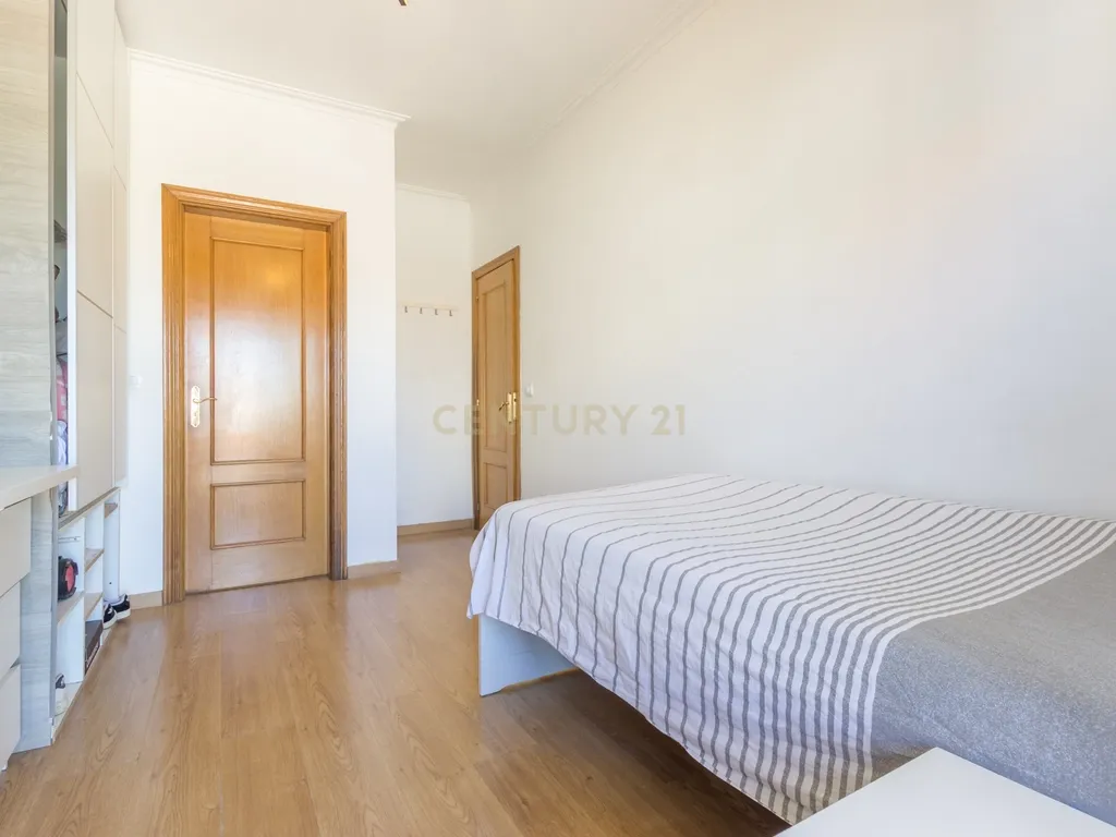Moradia Geminada T3 - Quinta do Conde - Image 16