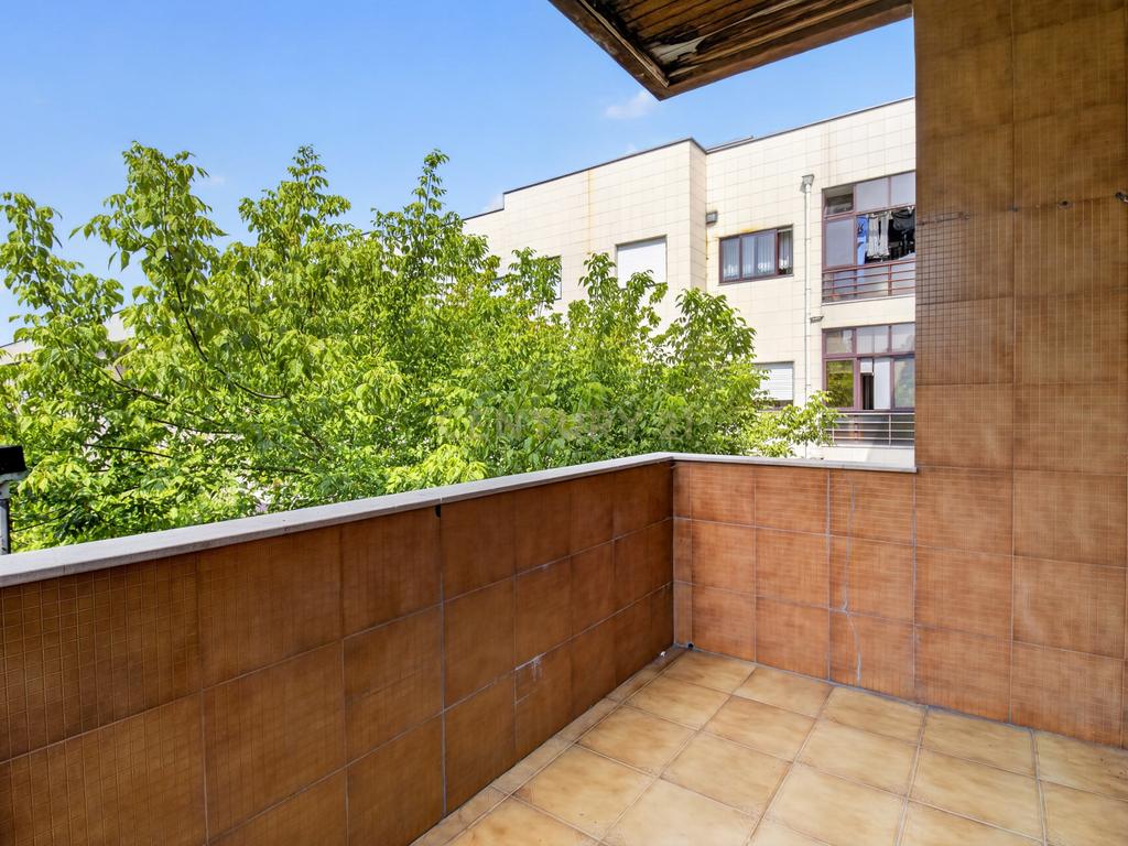 T3+1 com Garagem Fechada e Elevador | Lomar – Braga - Image 18