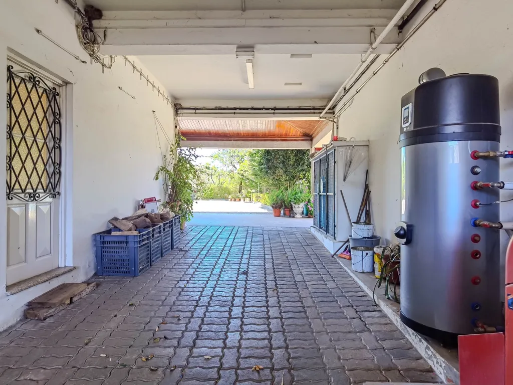 Quinta Santo António — Um refúgio único com piscina privada e potencial ilimitado na Maia - Image 12