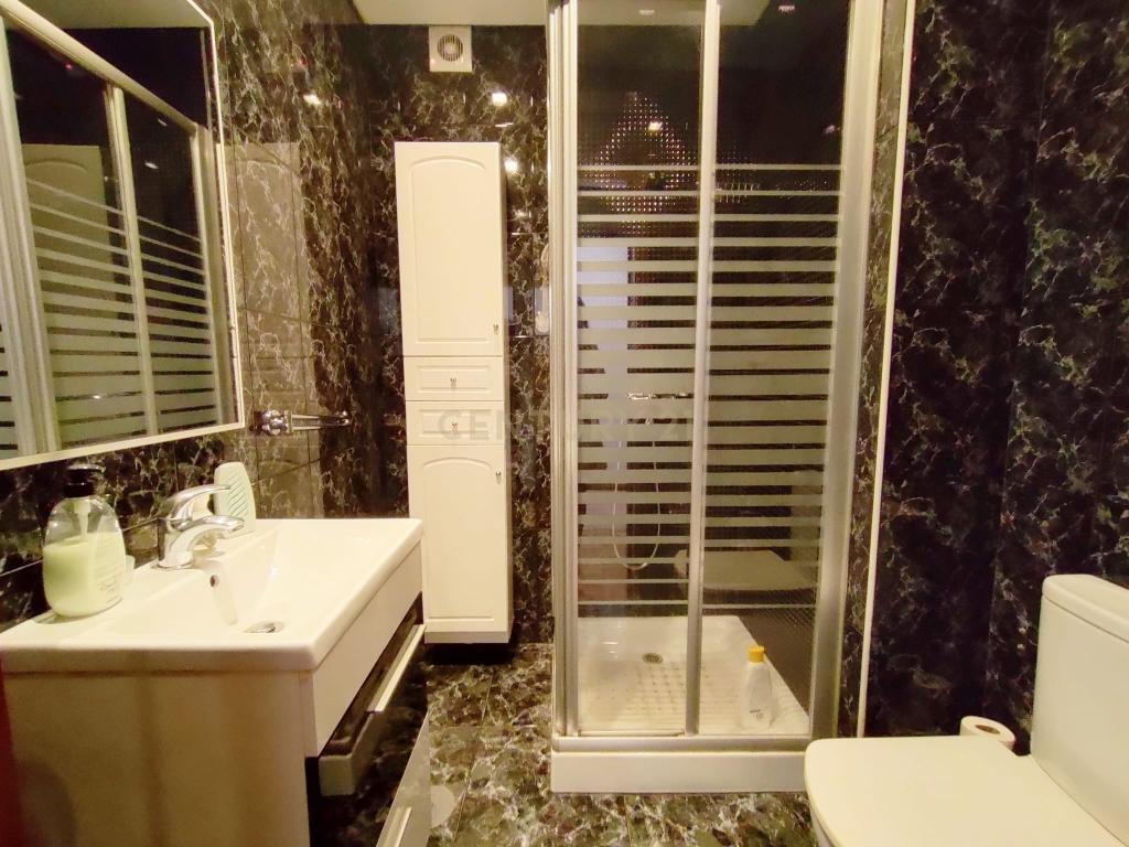 Apartamento T3 com Terraço e Vista na Póvoa de Varzim - Image 25