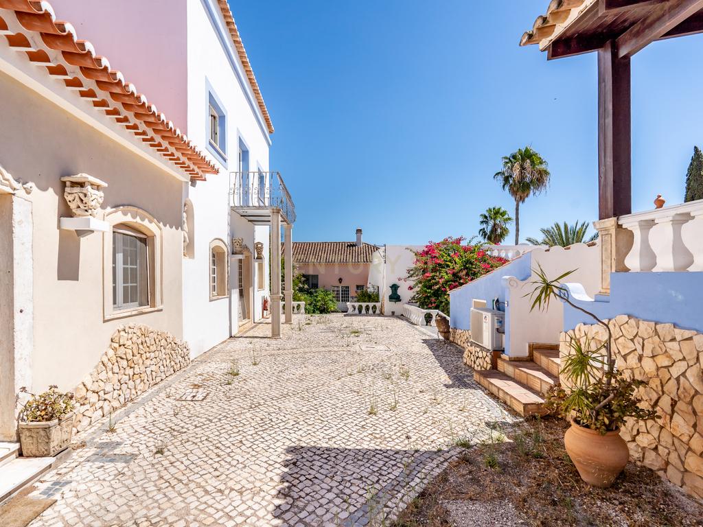 Quinta com 38960 m2 em Odiáxere - Image 19