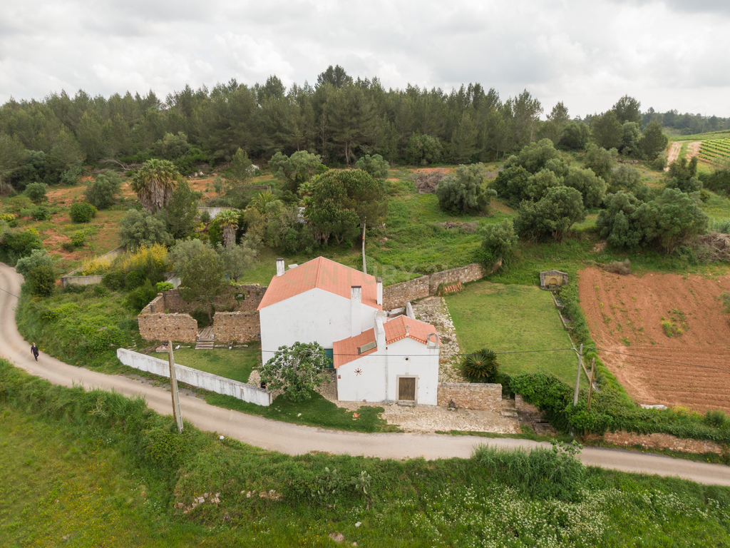 Quinta do Penedo – Runa Torres Vedras - Um Tesouro do Século XVIII com Projeto Turístico Aprovado - Image 1