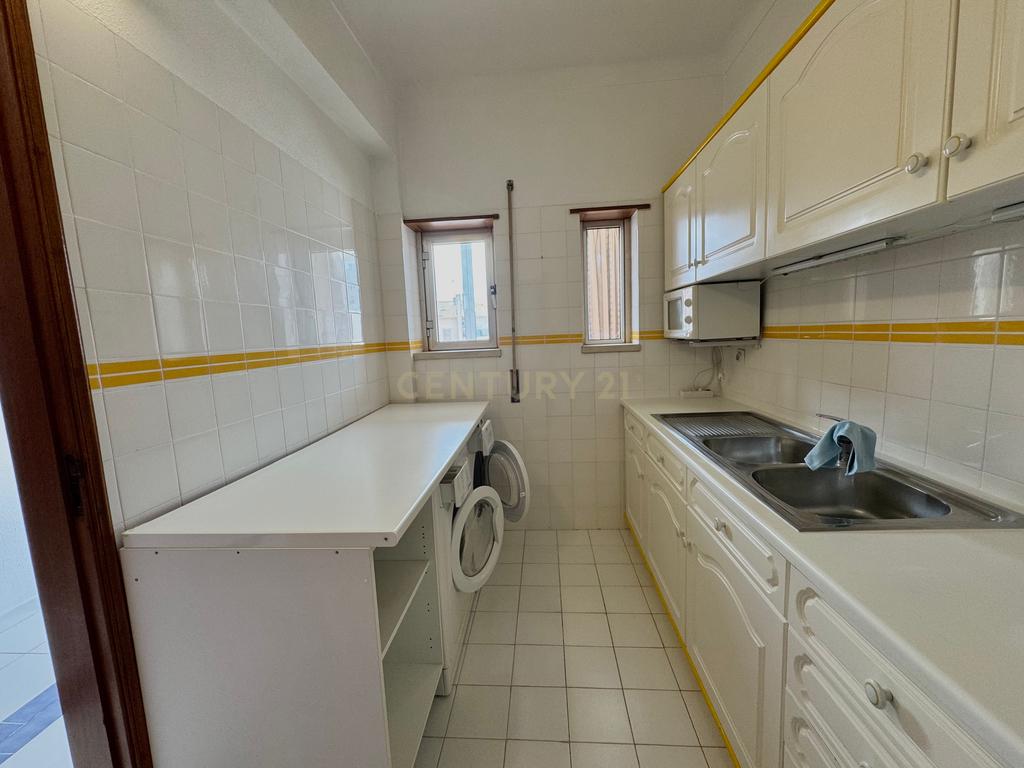 Apartamento T0+1 Montechoro - Albufeira - Image 12
