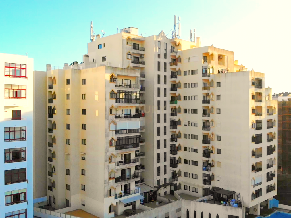 T1 com terraço privado a 350 metros do areal da praia da Rocha - Image 15