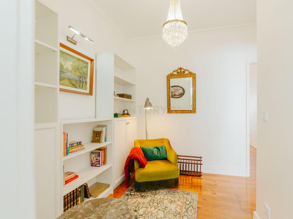 Apartamento T3+1 para Arrendar na Av de Roma completamente Mobilado I Equipado e com utensílios - Image 14