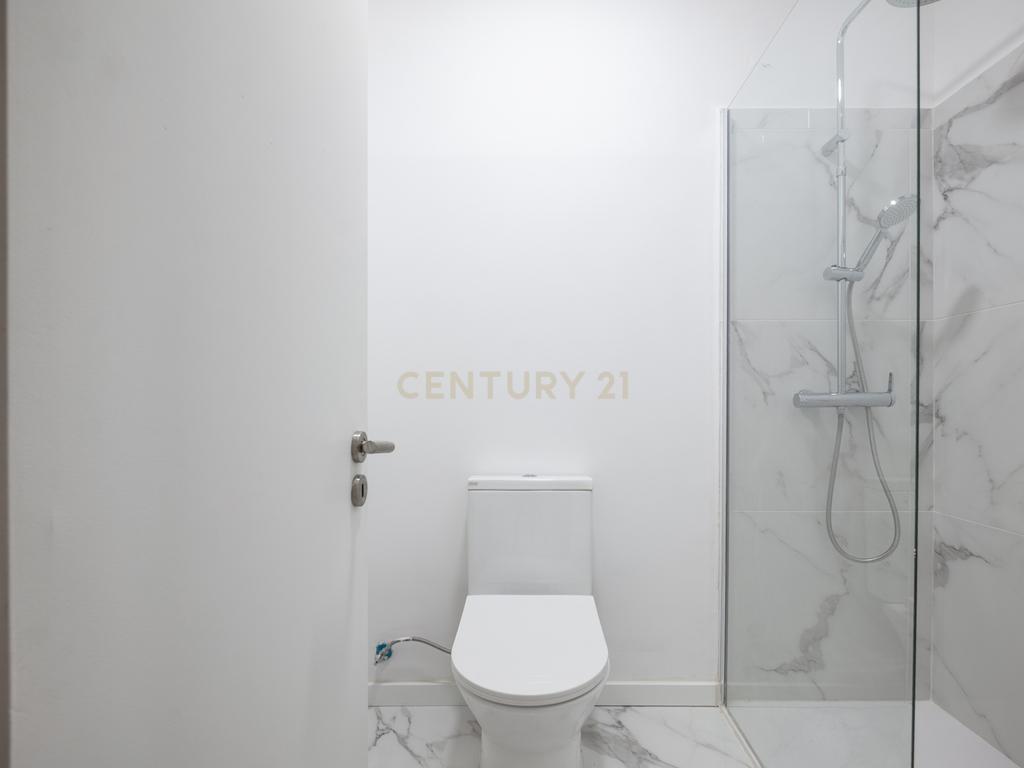 Apartamento para venda na rua de aveiro - 3 Quartos e 3 WC - Image 7