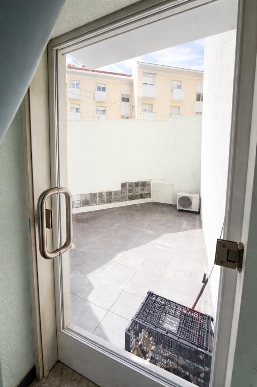 Fotografia 6 de Loja com 226 m² – Boa Visibilidade + Renda Atrativa até 2027