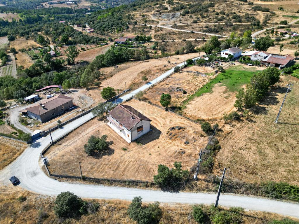 Moradia com Vista Panorâmica em Bragança - Quinta da Candaira - Image 4