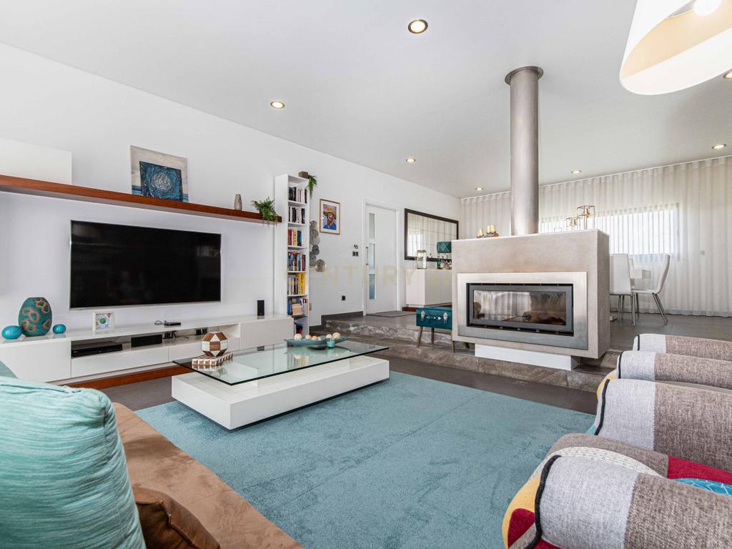 Moradia Térrea T4 no Montijo — Isolada, Moderna e com Piscina - Image 11