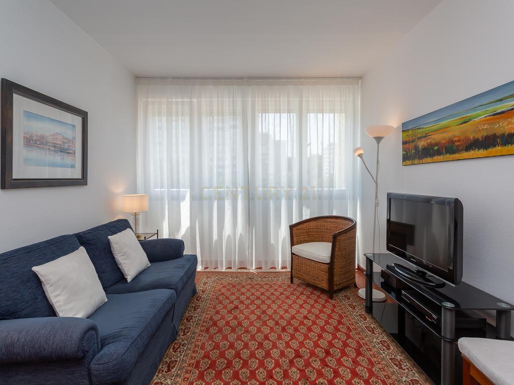 Apartamento T2 para arrendamento em Alfornelos, Amadora - Image 5