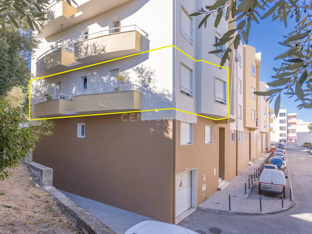 Apartamento T2 em Alverca do Ribatejo - Image 2