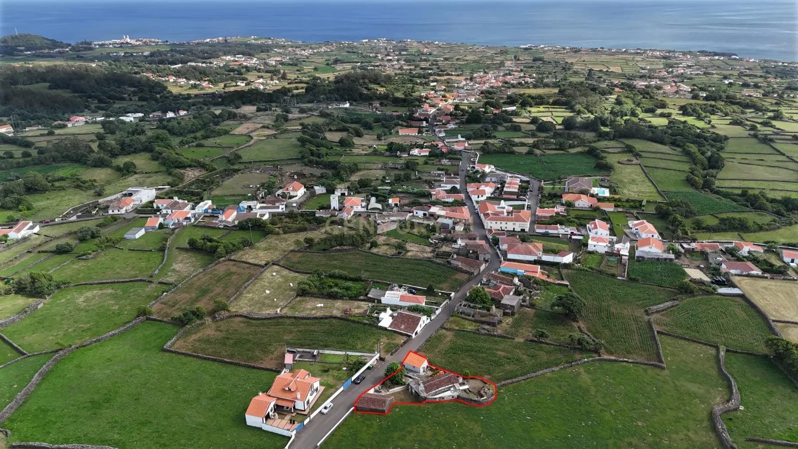 Fotografia 3 de Casa para Recuperação em São Bartolomeu de Regatos