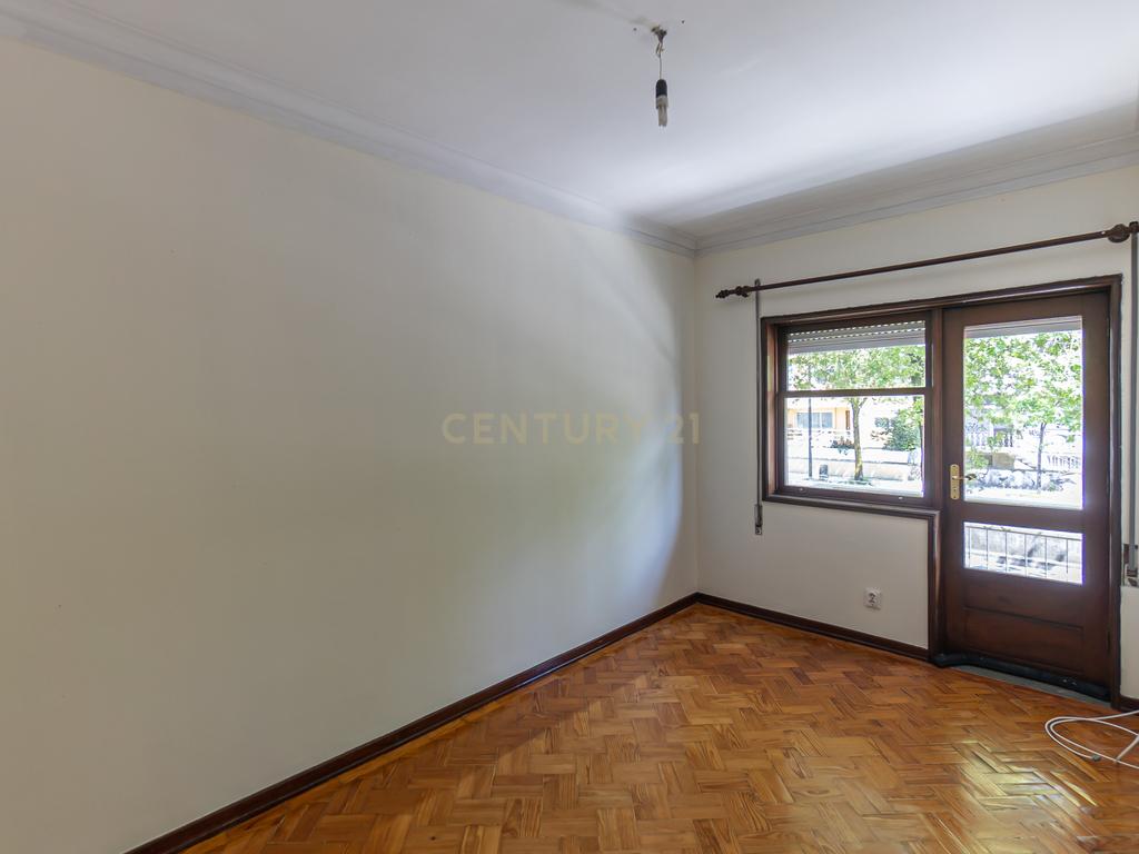 Andar Moradia T5 – Antas, Avenida Fernão de Magalhães – Porto - Image 28