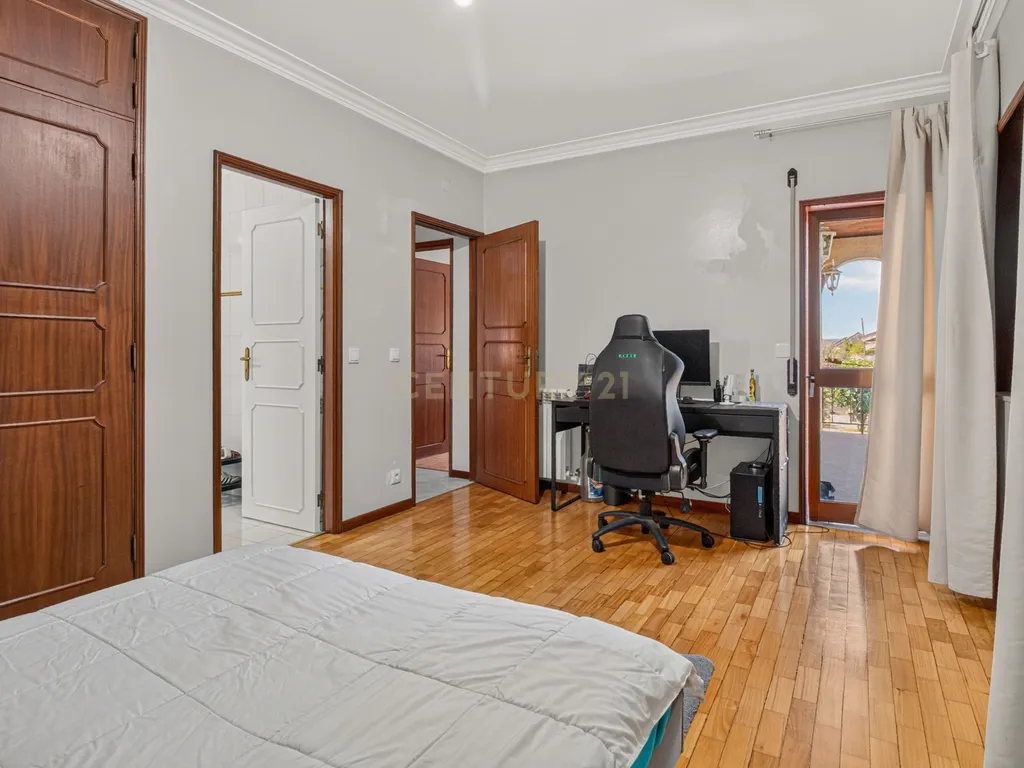 Moradia individual T3, em Sequeira. - Image 10