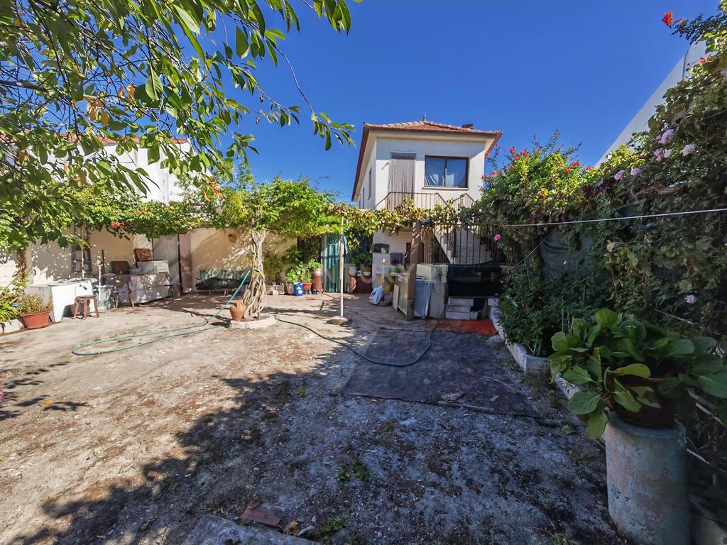 Moradia T3 com Terraço e Garagem – Peralva, Paialvo, Tomar - Image 4