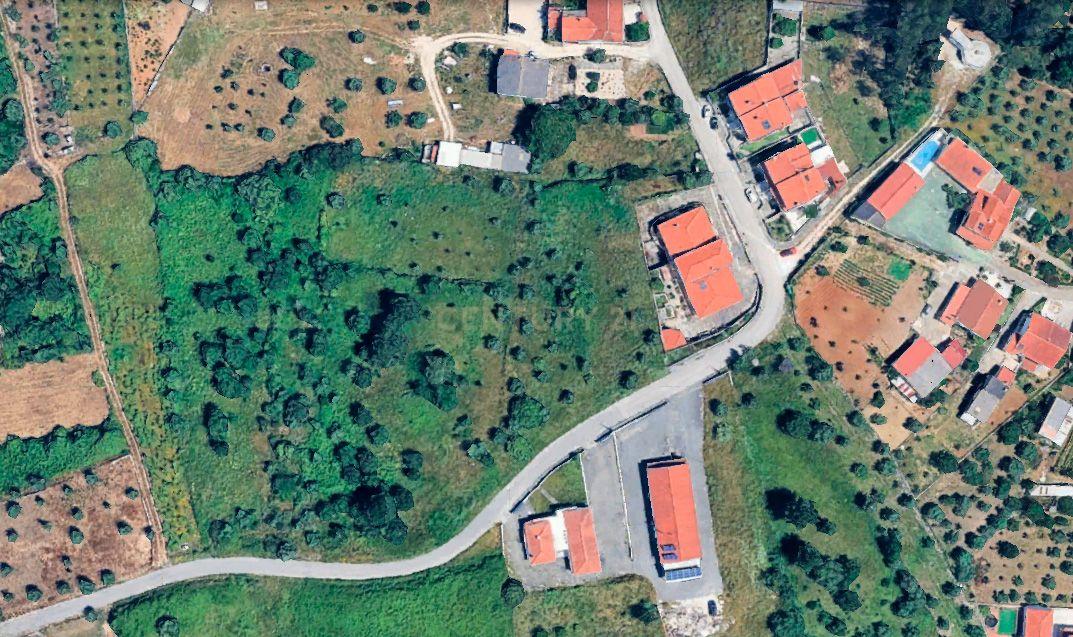 Fotografia 7 de **Terreno com 640 m2 - Leiria **
