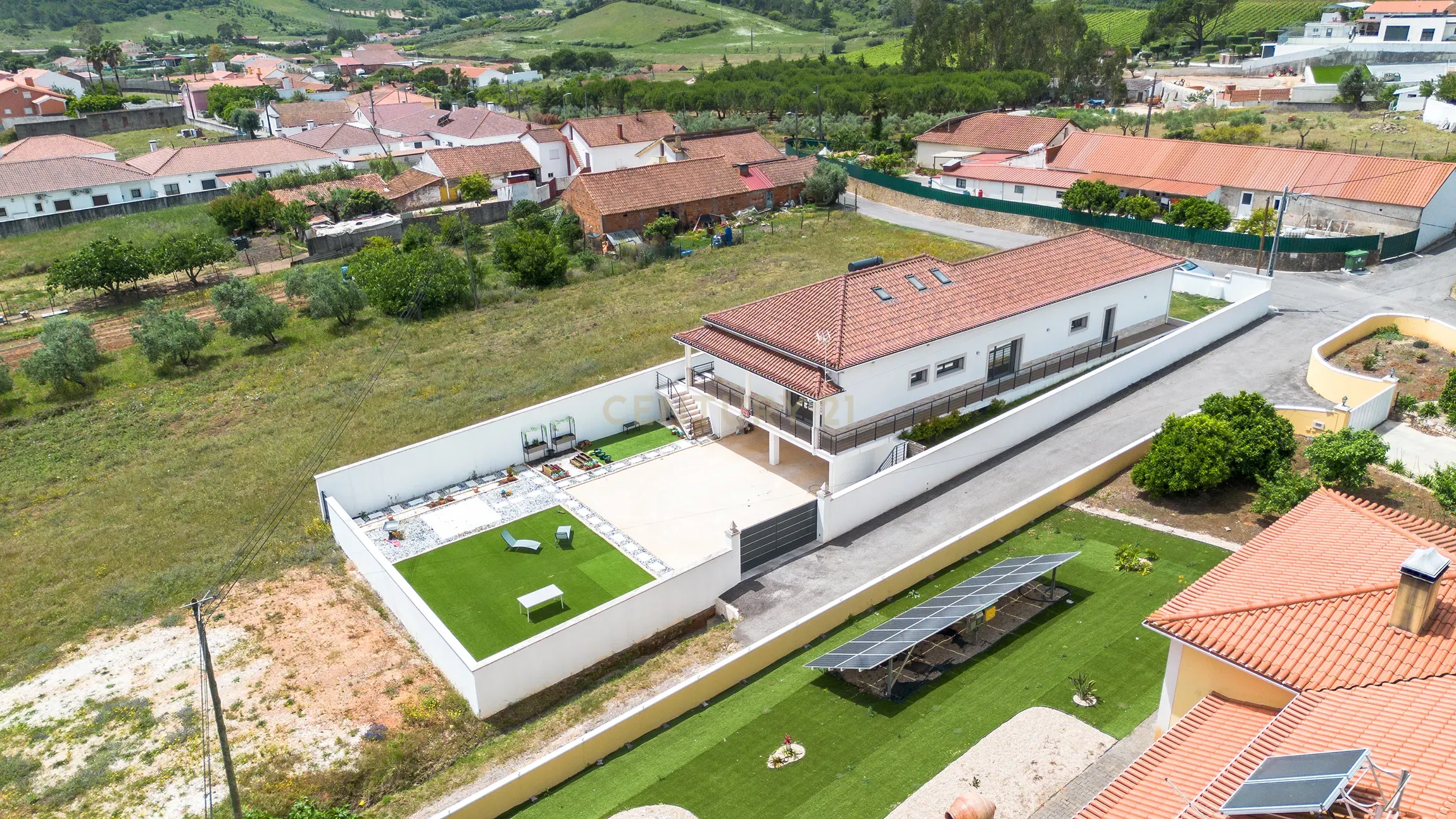 Viva Entre a Serra e Lisboa | Moradia Térrea Nova com Terreno Excecional, junto às Salinas de Rio Maior. - View 6