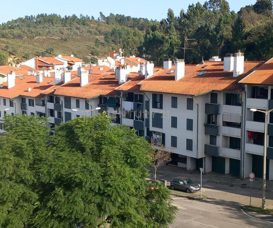 Apartamento T3 para Arrendamento, em Coimbra - Image 1