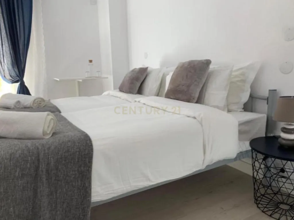 Apartamento T3 + 1 com Licença de Alojamento Local – Estrela / Campo de Ourique, Lisboa - Image 18