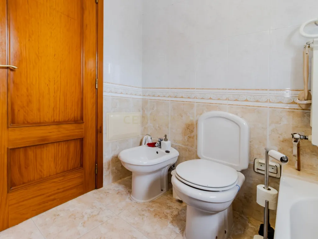 Apartamento T2, Centro da Marinha Grande - Image 20