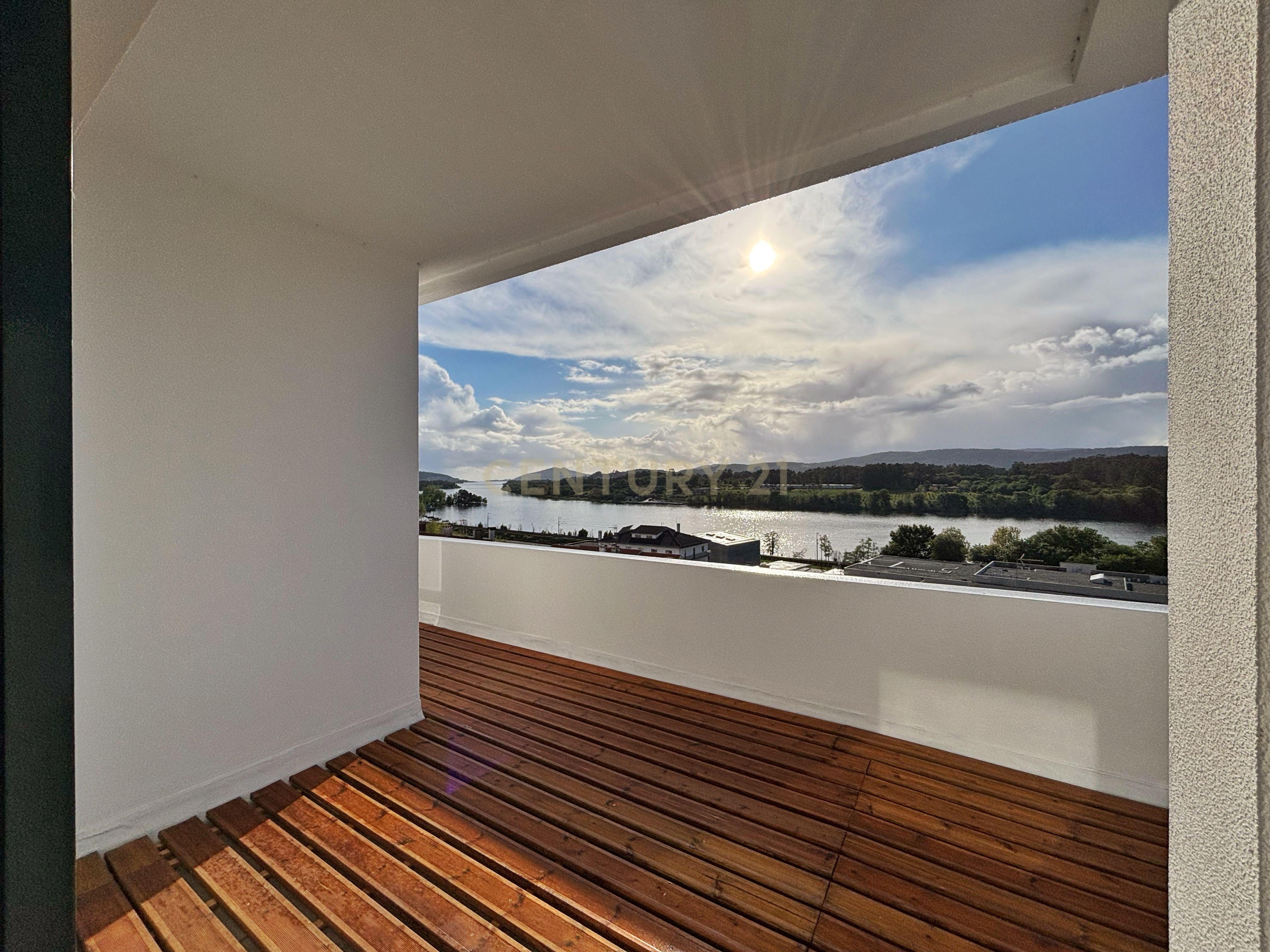 Penthouse T3 com amplo terraço vista Rio e Serra - Vila Nova de Cerveira - Image 29