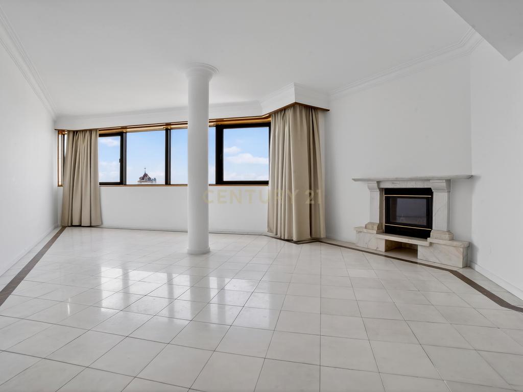 Apartamento T3 em Areeiro, com 1 lugar de garagem, Lisboa. - Image 6