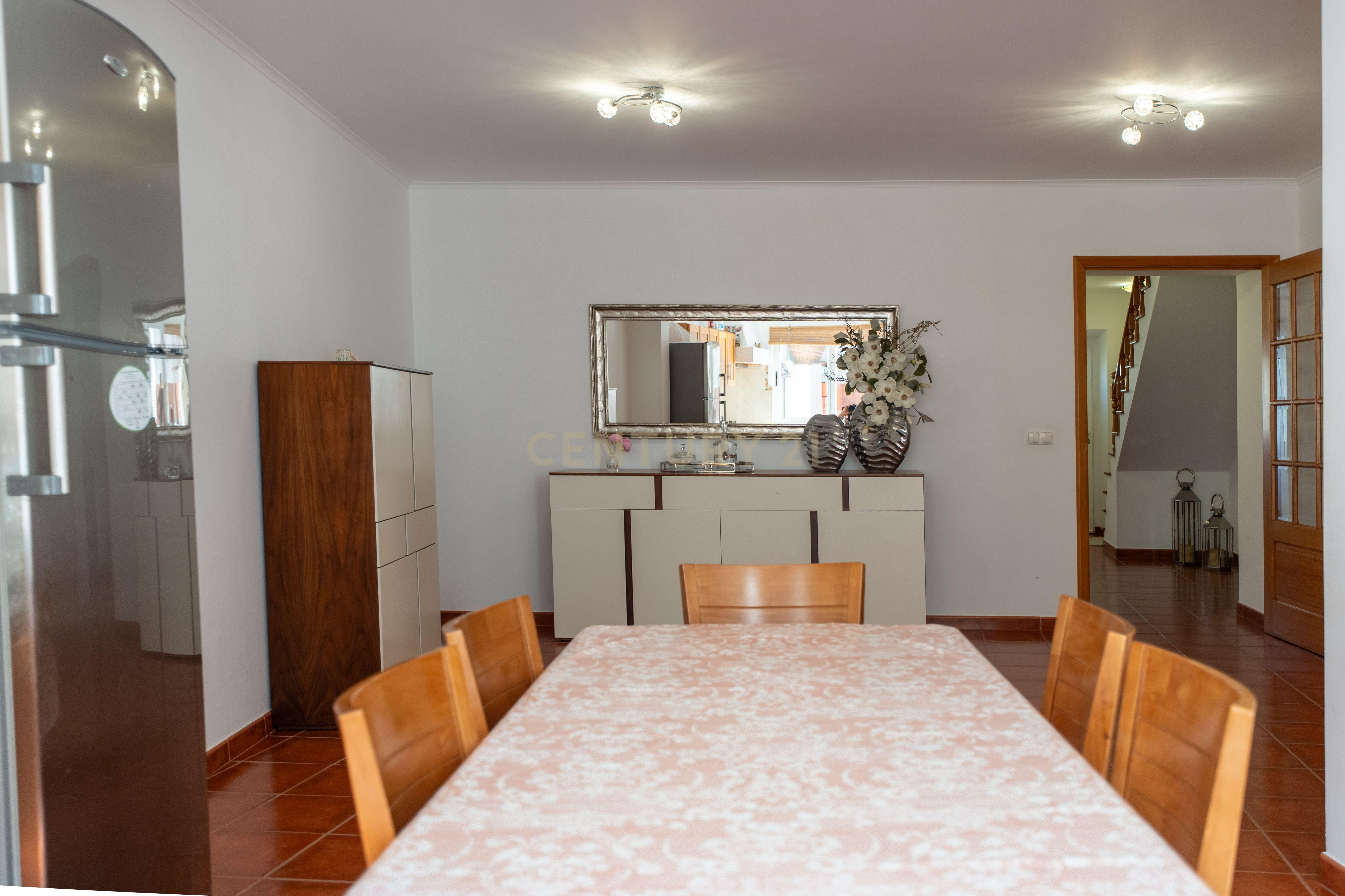 Moradia T2 na Matriz da Ribeira Grande- Conforto, localização e qualidade de vida numa só casa! - Image 7