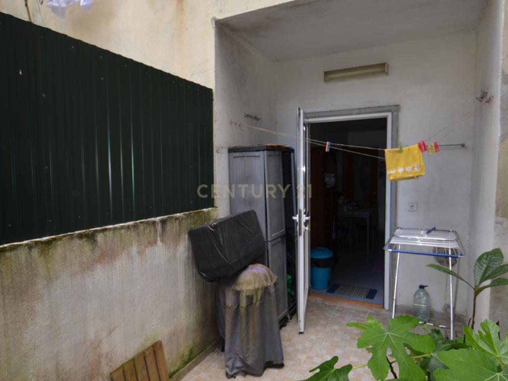 Apartamento T3 com Terraço/Pátio - Amadora  - Image 18