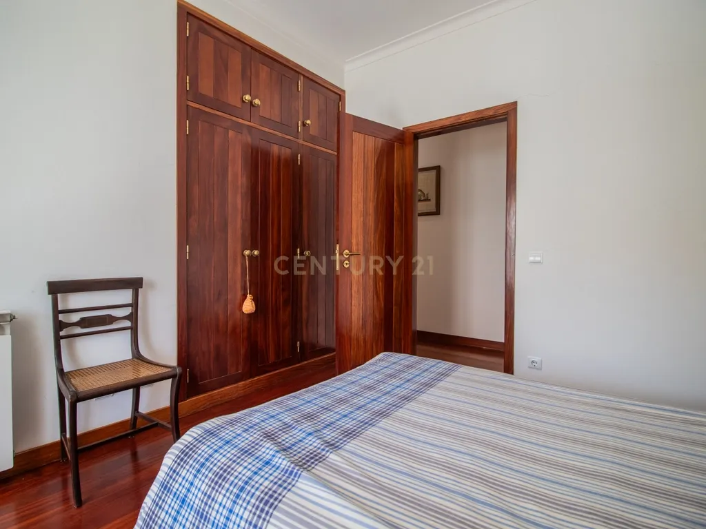 Moradia térrea T3+T0 com piscina, garagem e terreno com 2.257 m², no Ervedal, em Quiaios - Image 21