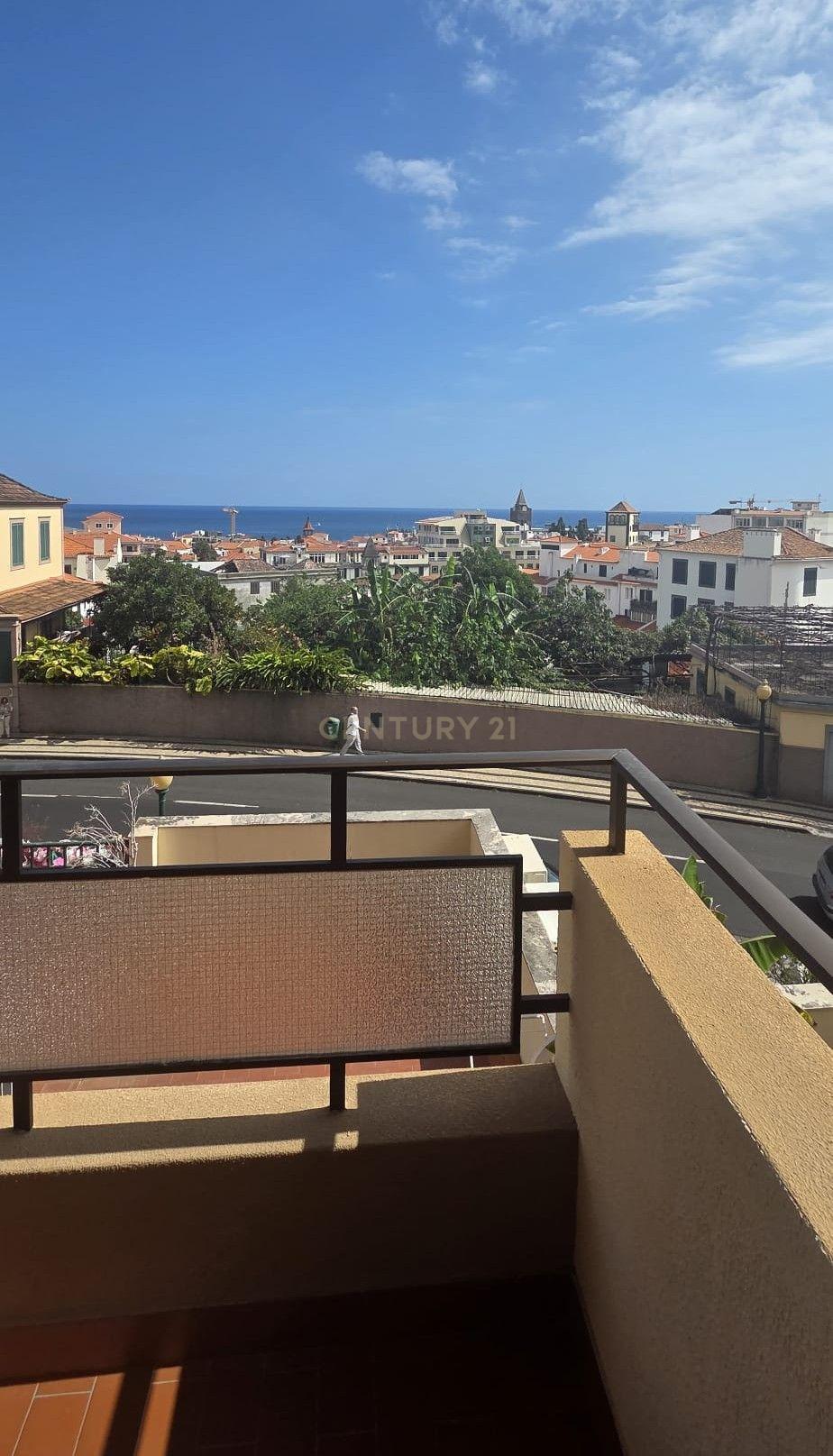 Fotografia 3 de Apartamento T3 para Arrendamento no Funchal