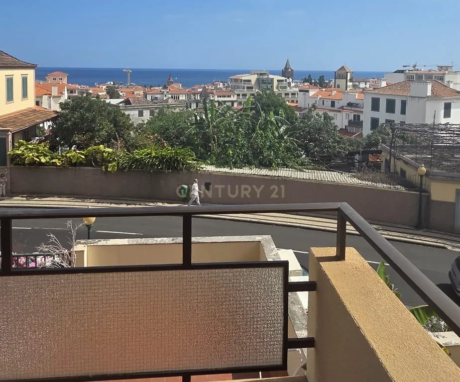 Apartamento T3 para Arrendamento no Funchal - Image 3