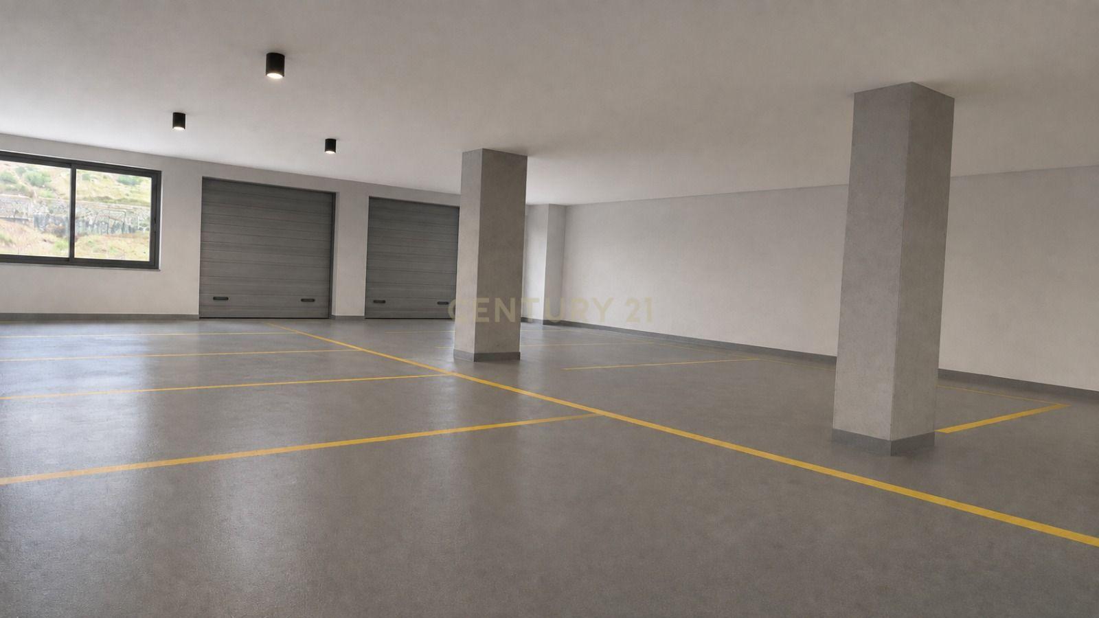 Fotografia 10 de Apartamento T8 Duplex NOVO | 280 m² | 2 Terraços com 60 m² | 2 Lugares de Parqueamento | Junto ao Hospital da Luz