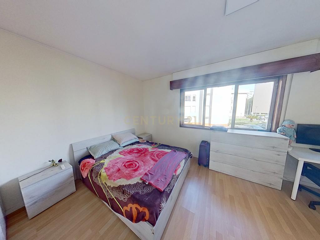 T3 duplex para venda. Porto, Av. Fernão de Magalhães - Image 11