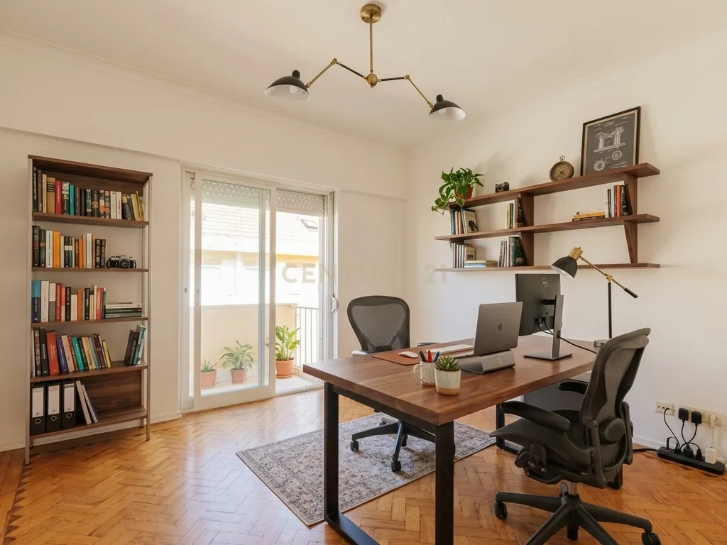 APARTAMENTO T4 COM VARANDA NO BEATO - EXCELENTE LOCALIZAÇÃO - Image 13