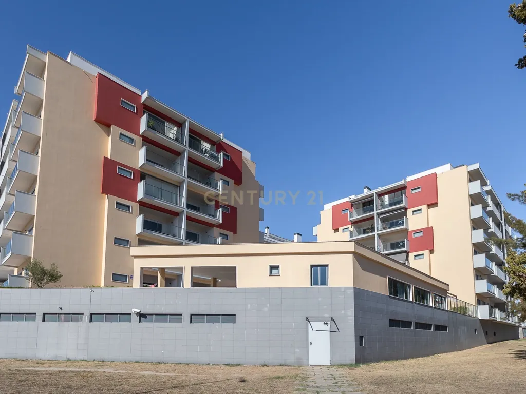 DUPLEX T4 +1 | TERRAÇOS D’AMORA - SEIXAL - Image 61