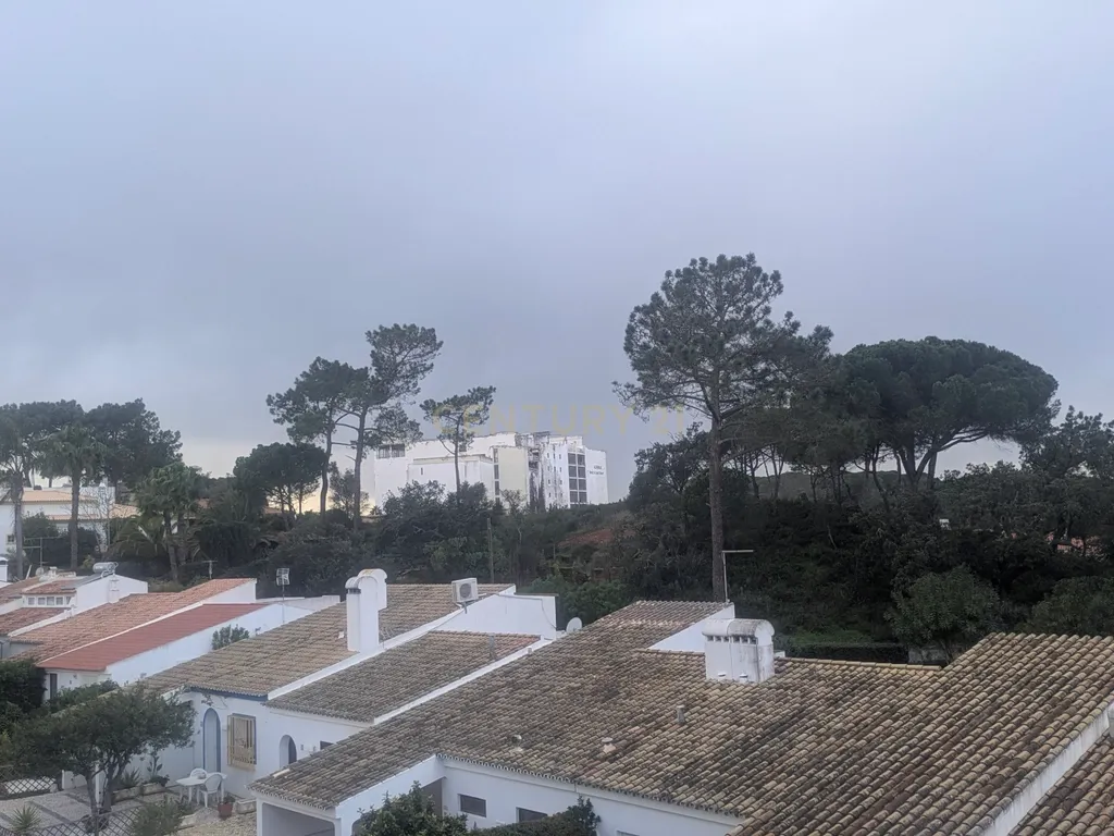 Venda de propriedade com usufruto temporário por 5 anos - T2 em Albufeira/Vila Moura - a poucos metros da praia da Falésia - Image 25